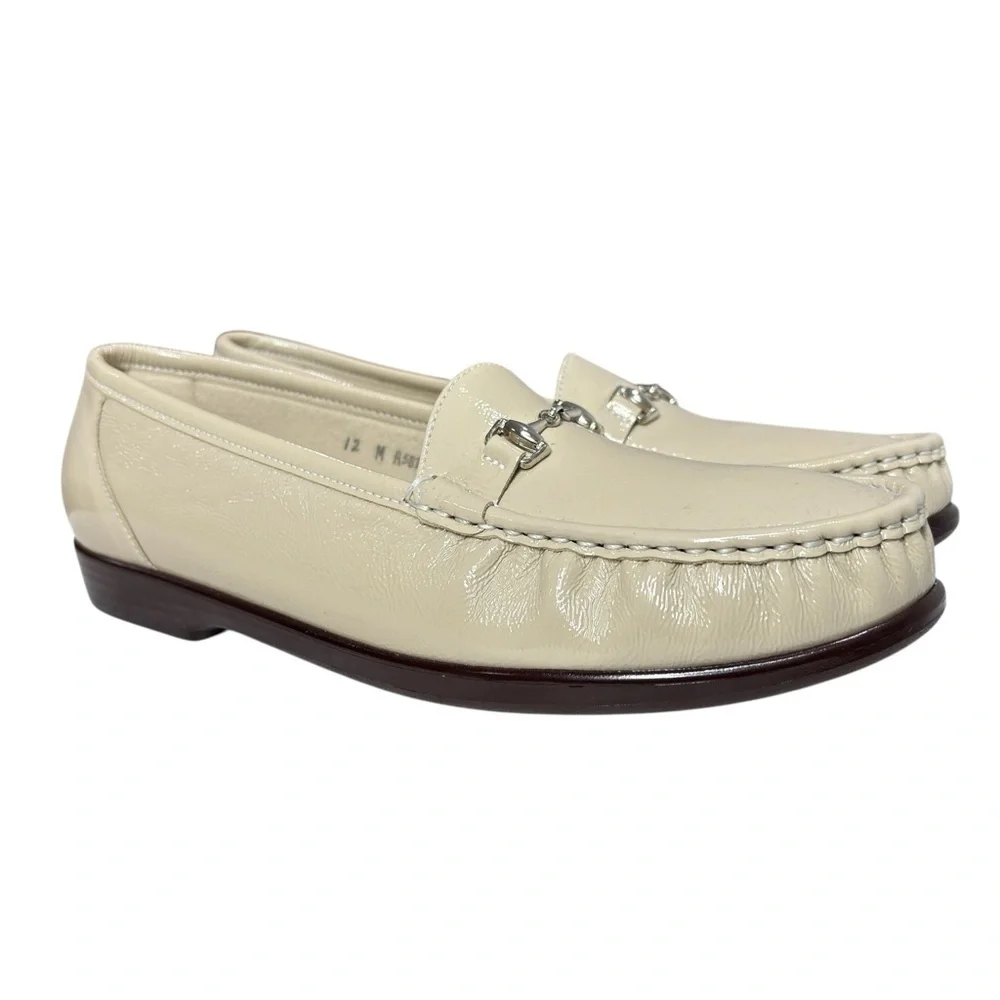 SAS Metro Loafers Womens Size 12M Beige Soft Leather Tripad Horsebit Made in USA